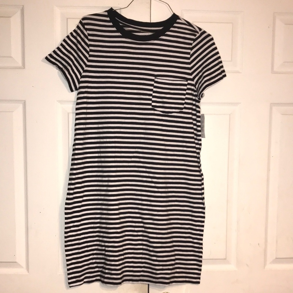 NWT Women’s Striped T-Shirt Dress